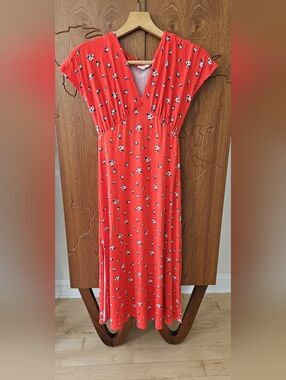 Springfield Red Floral V-Neck Maxi Dress